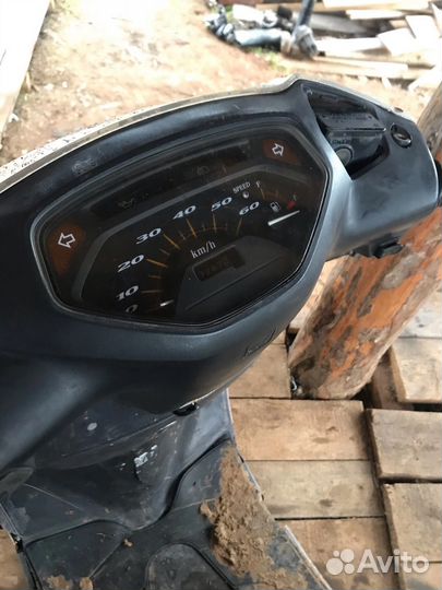 Скутер honda lead 50