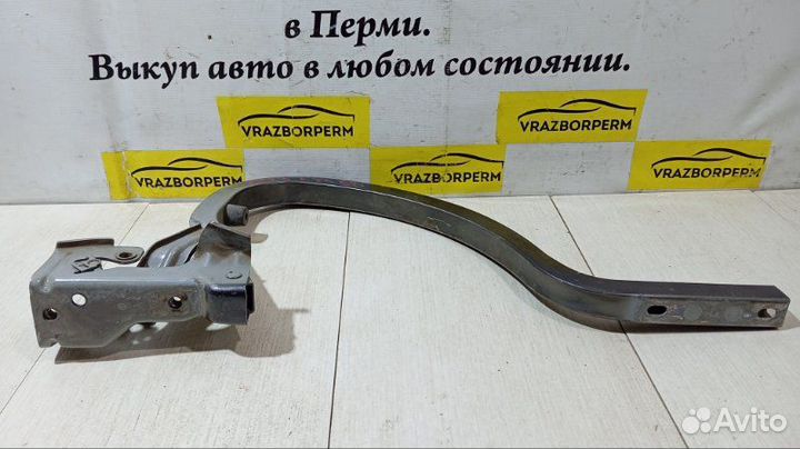 Петля крышки багажника правая Chevrolet Cruze J300