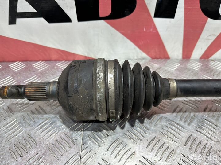 Привод задний правый Cadillac Cts 2 07-14г