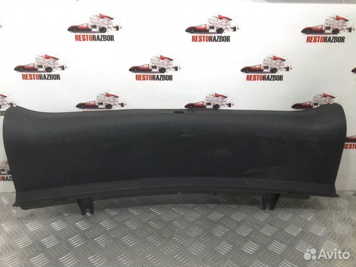 Накладка замка багажника Audi A6 C6 2.0 2008