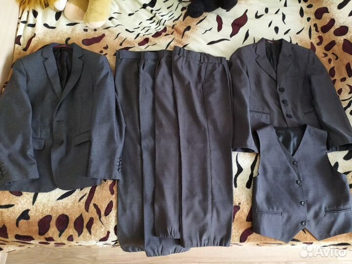 Костюм школьный детский. Покупали в 1 -4класс. Нос