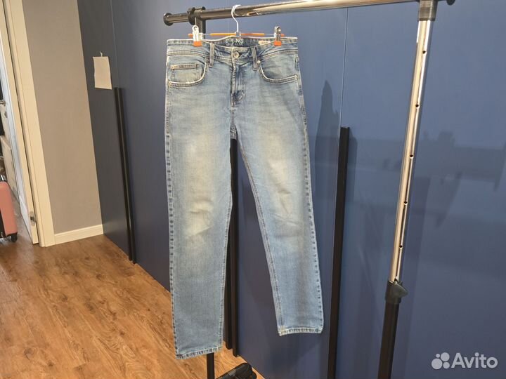 Пакет мужских вещей, размер 48 Colins