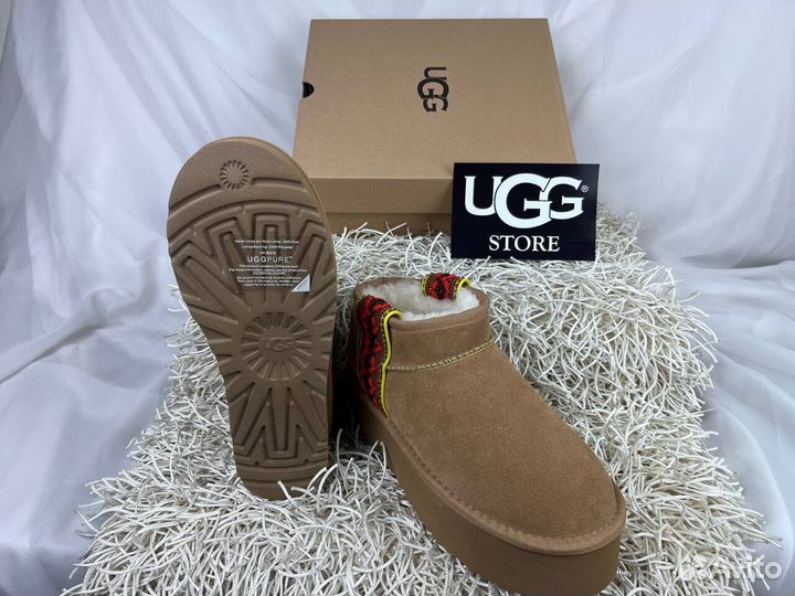 Сапогие UGG classic ultra mini braid plat boot che