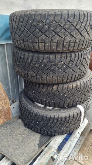 Nitto Therma Spike 205/55 R16