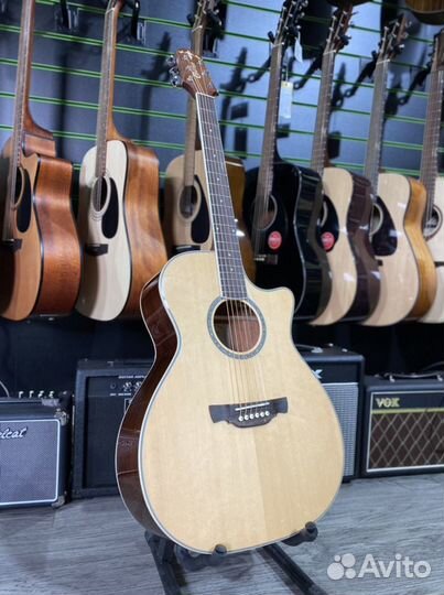 Crafter GAE 8/nс электроакустика с кейсом
