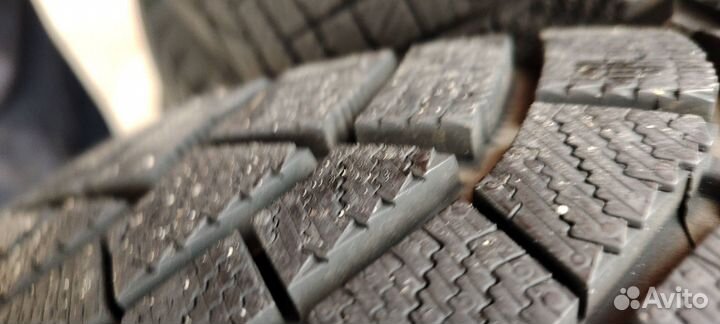 Pirelli Ice Zero 225/55 R17 101H