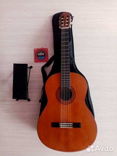 Гитара yamaha c40