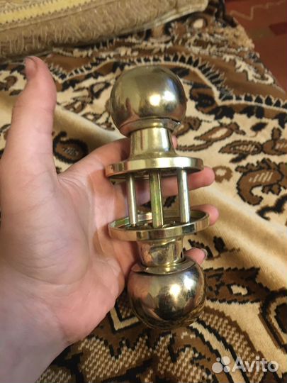 Дверные ручки на дверь в комнату