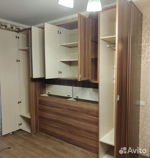 Стенка в гостиную