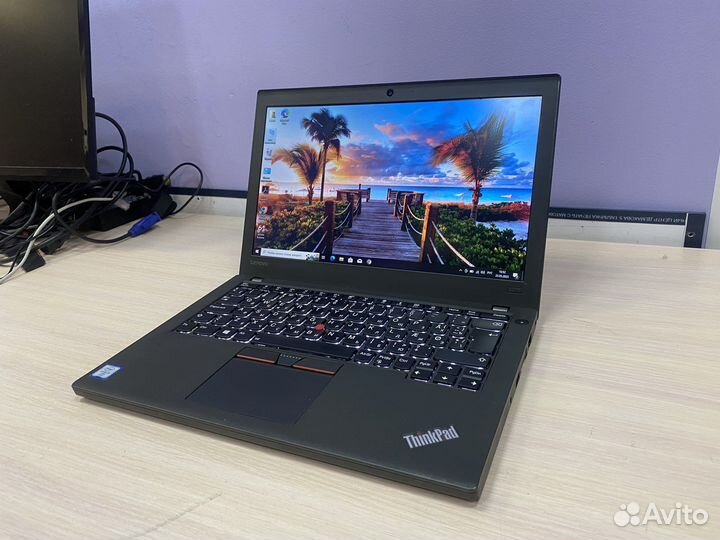 Lenovo Thinkpad x270 i5, DDR4 8 GB, SSD 256