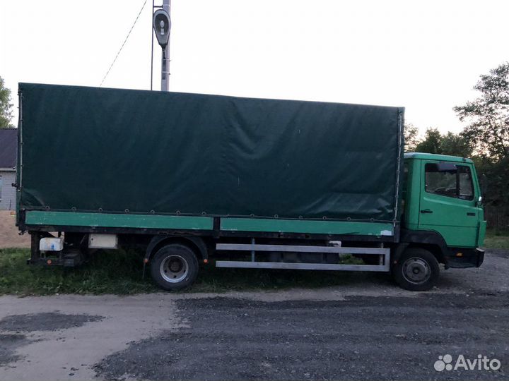 Mercedes-Benz 814, 1992