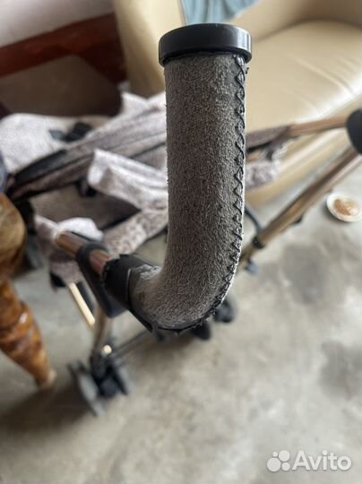 Прогулочная коляска elodie