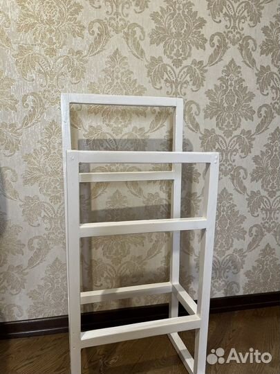 Вешалка для одежды напольная белая