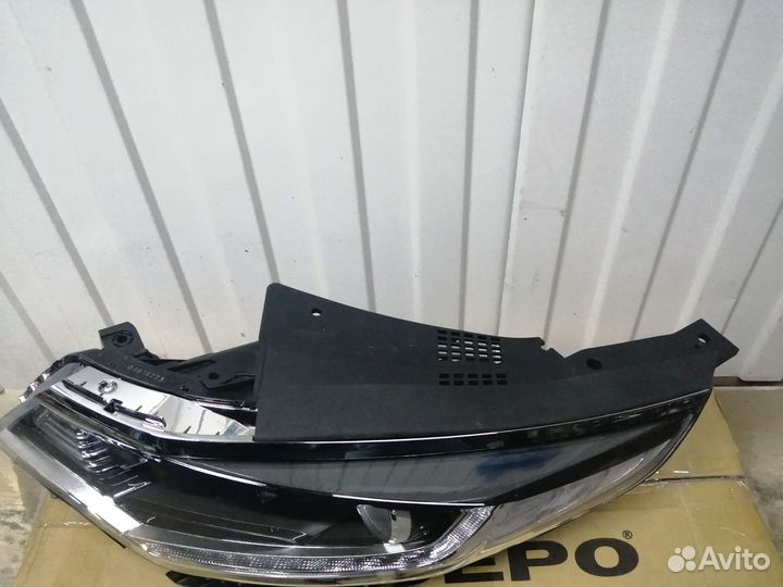 Фара левая Kia Optima 4