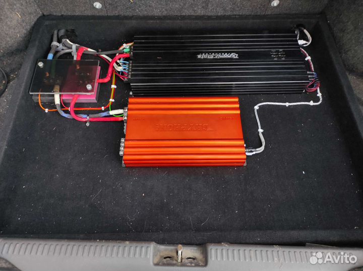 Фальшпол для автозвука