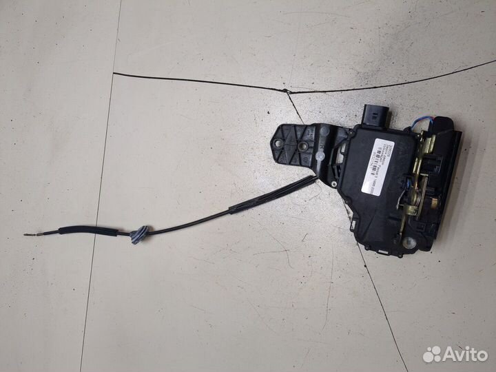 Замок двери Volkswagen Passat 5, 1998