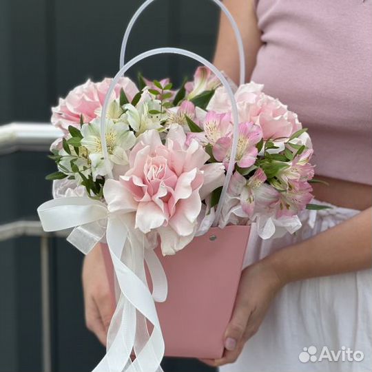 Сумочка с цветами на 14 февраля