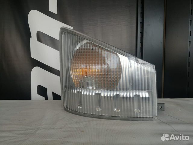 Фонарь указателя поворотов правый isuzu 2131531RAQ