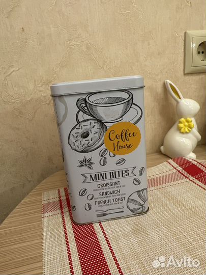 Банка металлическая