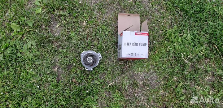 Помпа водяная на ваз 2114