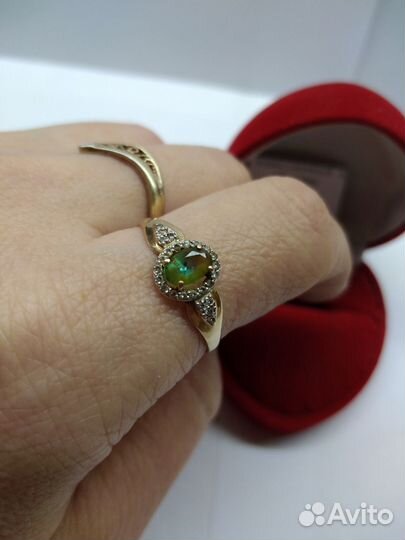 Золотое кольцо 585 пробы р 18,5