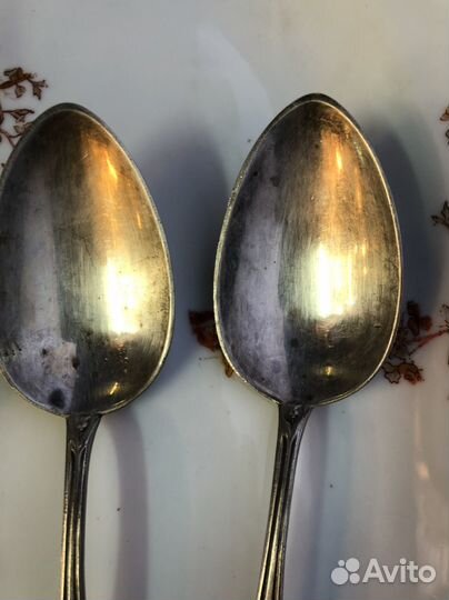 Ложки обеденные старинные посеребрен е