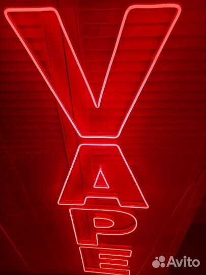 Неоновая вывеска