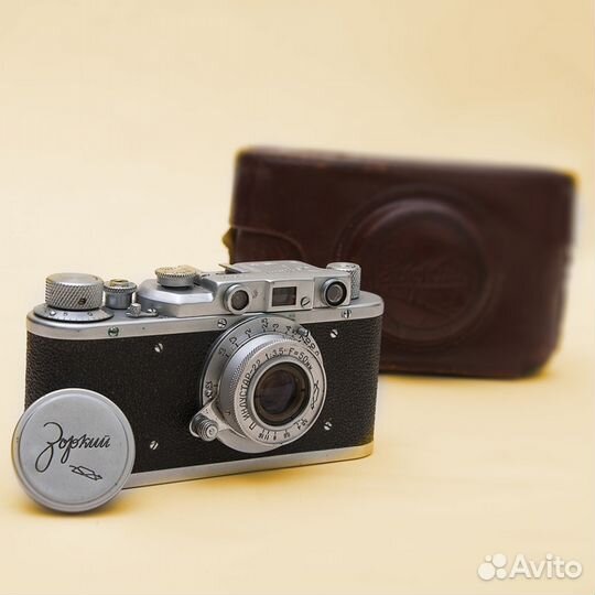 Плёночный фотоаппарат 
