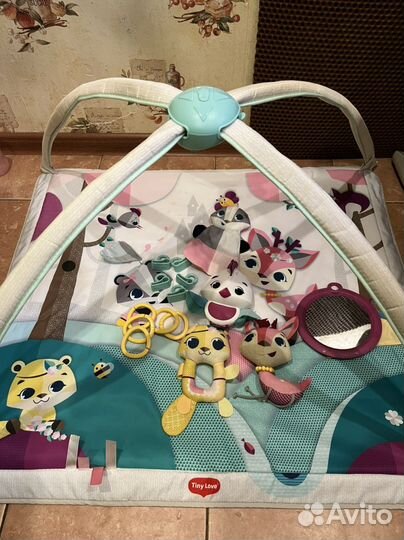 Развивающий коврик tiny love принцесса