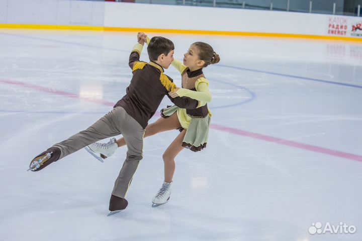 Костюмы для танцоров на льду