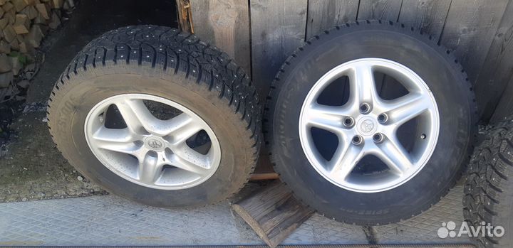 R16 Bridgestone Blizzak Ice 235/65, PCD 5x114.3 DIA 60.1