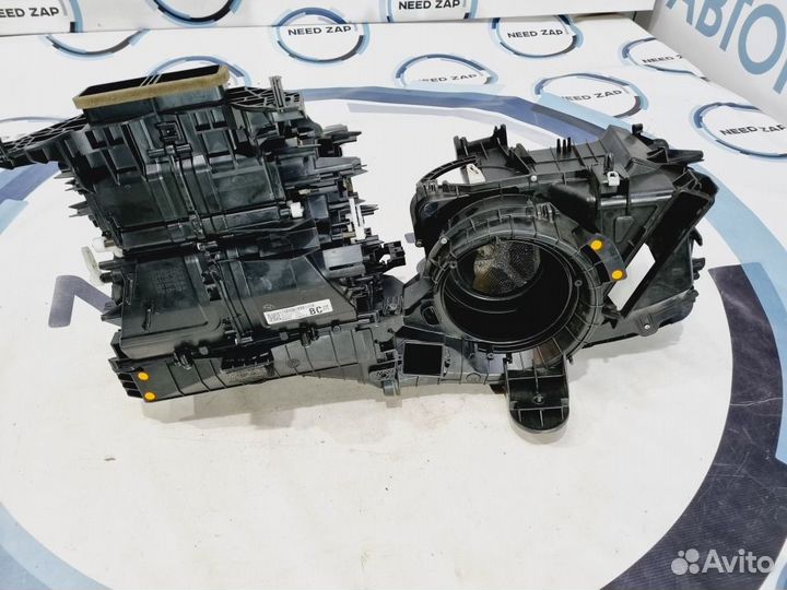 Корпус печки Jaguar Xj 351 306DT 2013