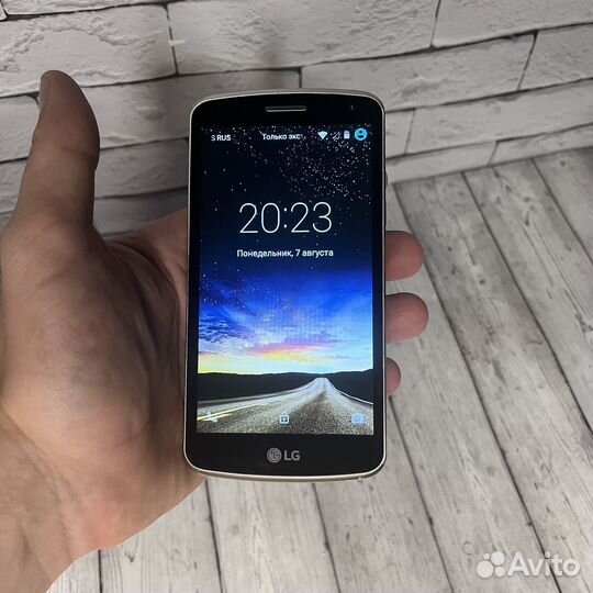 Телефон LG K5