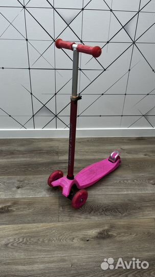 Самокат Scooter