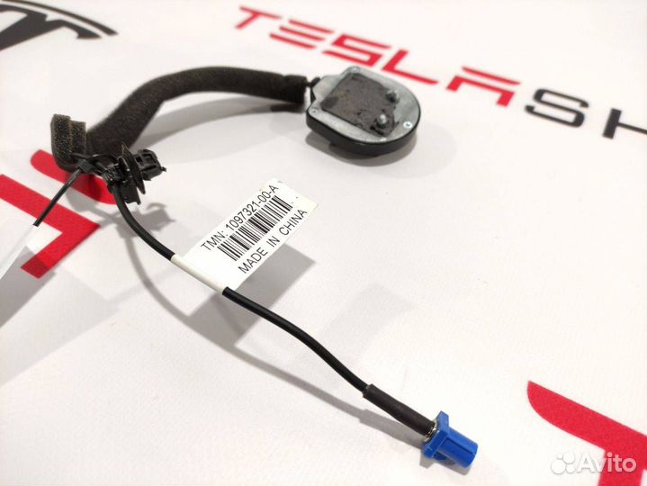 Антенна GPS (навигации) Tesla Model X 2017