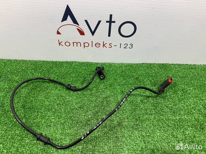 Датчик ABS задний Mercedes-Benz E-350 W212 272980