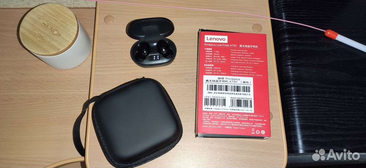 Безпроводные наушники Lenovo