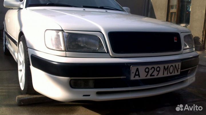 Накладка на передний бампер zender Audi 100 C4