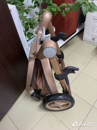 Коляска 2в1 HOT MOM