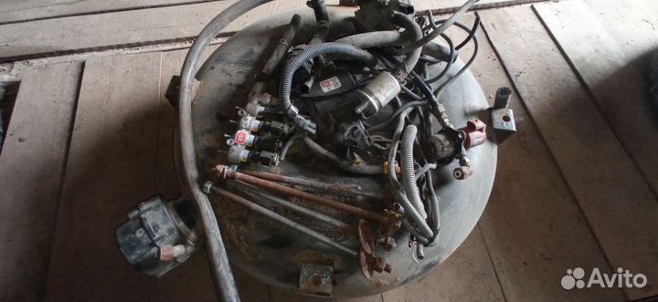 Гбо BRC 4го поколения с внешним баллоном на 61 л