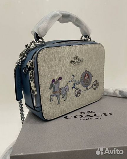 Сумка кроссбоди coach с короткой ручкой