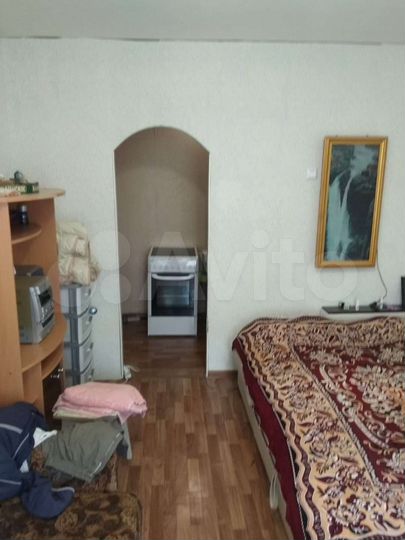 Комната 17 м² в 8-к., 3/9 эт.