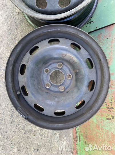 Штамповованные диски R14 Skoda Rapid Fabia VW polo