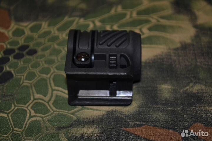 Кронштейн быстросъёмный для фонаря