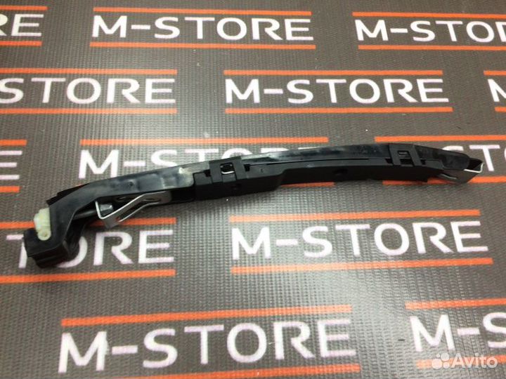 Крепление бампера заднее левое Audi A8 4E/D3 BVJ