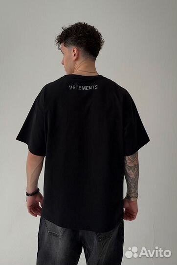 Футболка мужская vetements