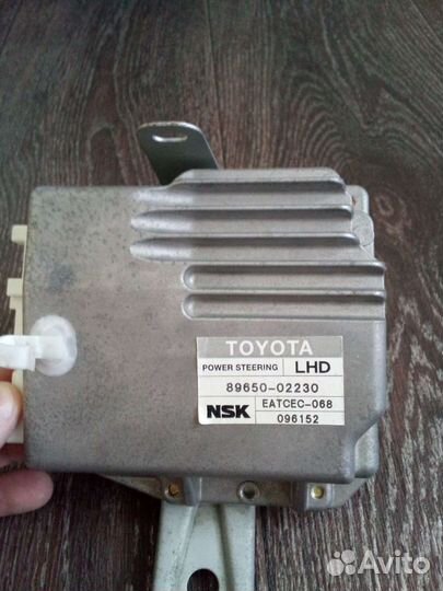 Toyota Corolla 2005г. збу рулевой рейки