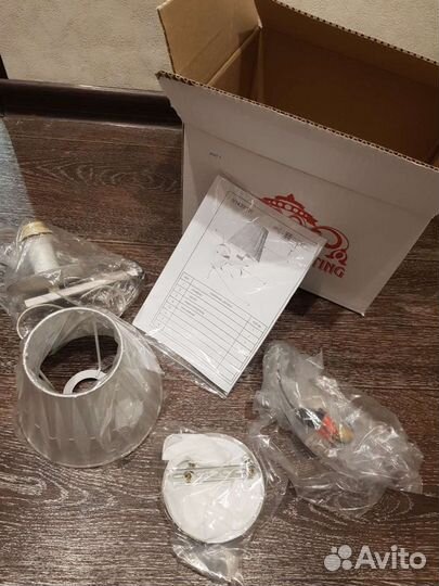 Настенный светильник бра