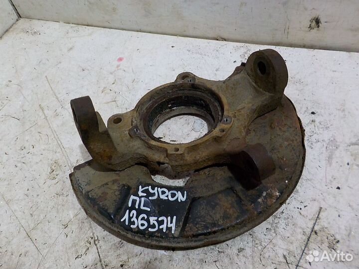 Кулак поворотный передний левый Ssangyong Kyron