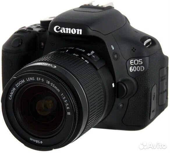 Canon EOS 600D Kit EF-S 18-55mm f/3.5-5.6 IS II